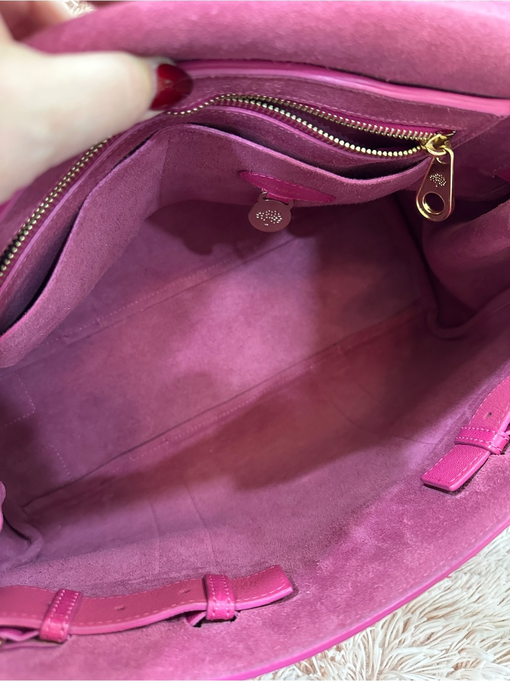 Mulberry Fuchsia Leather Satchel with Turn-Lock Closure - Picture 11 of 12